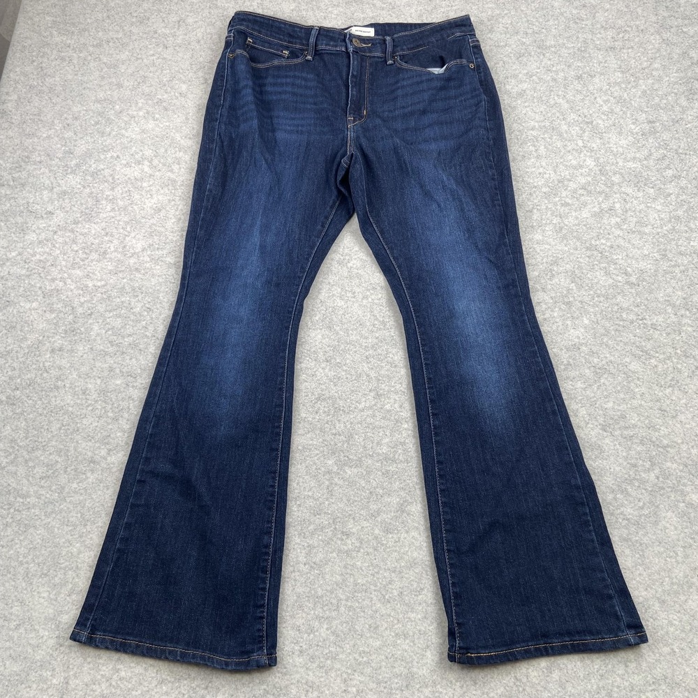 Levi Strauss Signature Jeans Womens 10S (32x28) Blue Mid Rise Bootcut Stretch